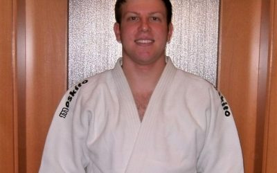 Neuer Schwarzgurt-Träger beim BTSC