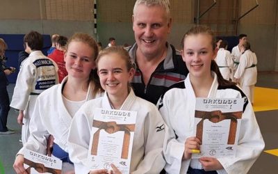 3 neue Braungurte in Baumberg